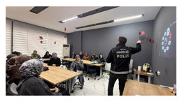 Anne Şehir’de “En İyi Narkotik Polisi Anne” eğitimi