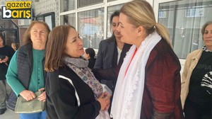 Selvi Kılıçdaroğlu İzmitli muhtarın acısına ortak oldu!