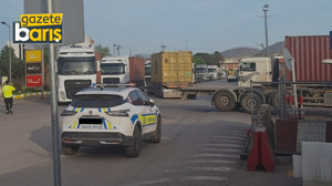 Körfez’de tır trafiği vatandaşı çileden çıkardı!
