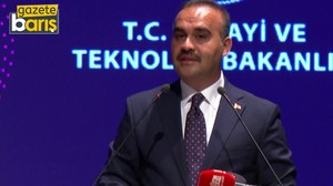 Bakan Kacır, zirveye geliyor