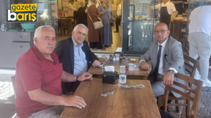 İki CHP’li bir MHP’li aynı masada, 2 saat sohbet