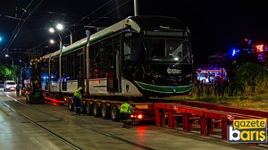 Kocaeli’nin tramvay filosunun 7.tramvayı raylarla buluştu