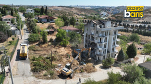 Çayırova’da kentsel dönüşümde sona gelindi: Eski yapıların yıkımı başladı