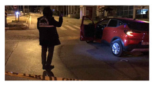 Kocaeli’de önüne geleni yaralayan şahıs hakim karşısına çıktı!