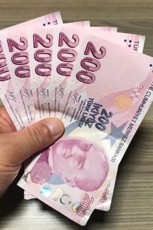 Uzmanlardan dikkat çeken uyarı: Kağıt para 2030’a kadar büyük ölçüde yok olabilir