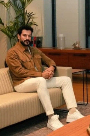 Ünlü oyuncudan Bakan ziyareti!