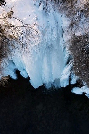 Sırakayalar Şelalesi buz tuttu