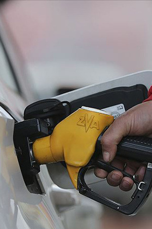 Benzine zam geliyor!