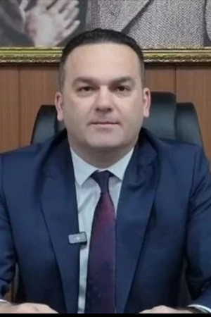 Belediye başkanının 16 yaşındaki çocuğa attığı iğrenç mesajlara bakın!