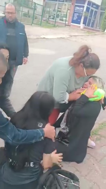 Kocaeli'de dehşet! Eşini boğazından bıçakladı