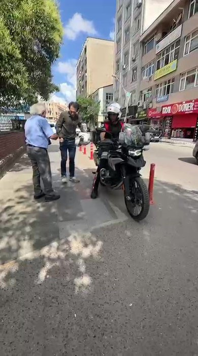 TYT yolunda zamanla yarış: Polis son anda yetiştirdi