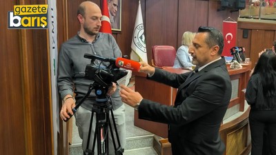CHP İzmit'ten MHP'li Karagöz'e “Mahcup geziyor”