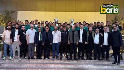 Kocaelispor’un şampiyonları yemekte buluştu