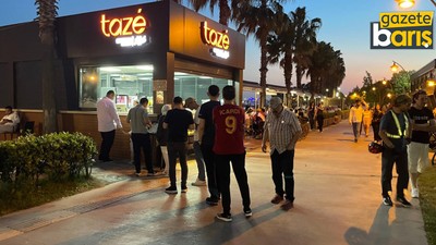İzmit’te Taze’nin önünden kuyruk eksilmiyor