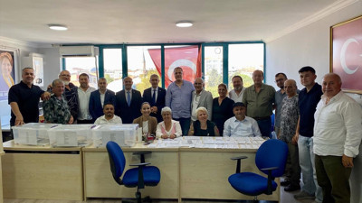 İYİ Partili Elüstü’dan dava arkadaşlarına teşekkür