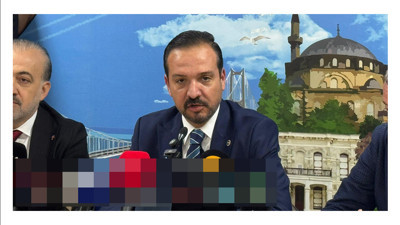 CHP listelerinden seçilen Zorlu Kocaeli’den Özgür Özel’e yüklendi