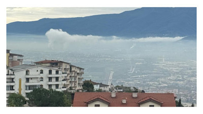 Bulut değil fabrika dumanı! İzmit görünmez hale geldi