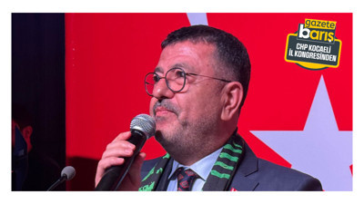 Ağbaba kongrede Bülent Sarı'ya teşekkür etti