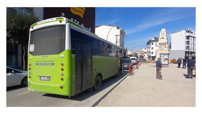 Darıca’da otobüs şoförü yolunda ortasında durdu
