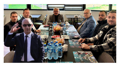 Batı’nın Kartepe fotoğrafına gönderme: Bahçeli talimat verdi, çağrı Ünlü’den geldi