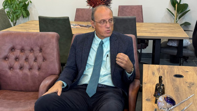 Erdem Arcan, Hurşit Güneş’e bakın ne sözü vermiş…