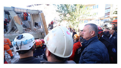 Büyükakın: Ekipler enkazdan gelen sese ulaşmaya çalışıyor