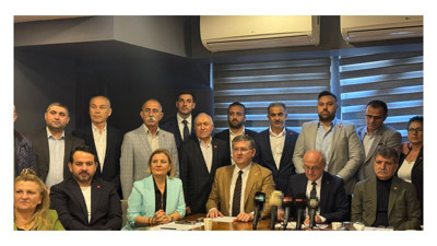 Hürriyet ve Yıldızlı yan yana