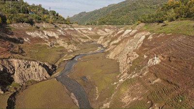 Yalova’da alınan karar Kocaelilileri korkuturken Yuvacık Barajı’ndan kötü haber geldi!