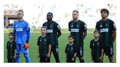 Ver 2.5 milyon Euro'yu, al Smolcic'i