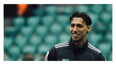 Churlinov 11’e göz kırptı!