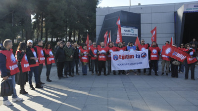 Öğretmenler iş bırakıp meydandan haykırdılar: Yaşayamıyoruz!