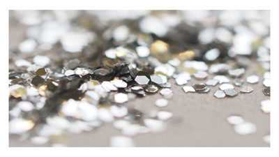 Gümüş altını solladı