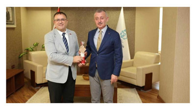 Büyükakın'dan Sertif Gökçe yorumu: “İyi niyetli ama başarılı değil!”