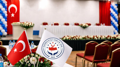 Türk Sağlık-Sen’den kopan Kocaeli’deki Hürriyetçi sağlıkçılar ilk kongresini yapıyor