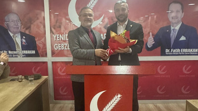 YRP Gebze'de istifa depremi