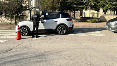 Kocaeli'de aranan şahıs okul denetiminde yakalandı