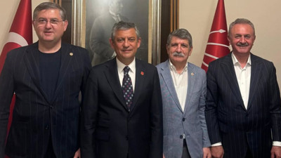 Özgür Özel’e gittiler.. Kocaeli vekillerinin kafası net