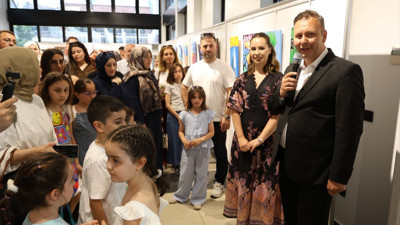 Kartepe'de "Ahenk" resim sergisi sanatseverlerle buluştu