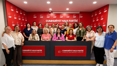 CHP Kadın Kolları'ndan ortak açıklama: Zerre kadar meşruiyetiniz yoktur