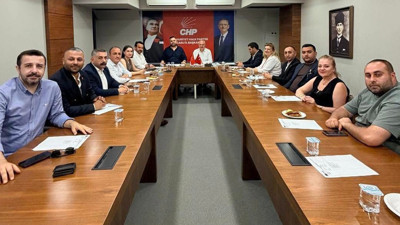 Arcan çok aceleci: İlçe başkanlarına yeni bina talimatı