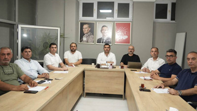CHP Kocaeli’de görevden alınan başkanlar meclis grubunu yönetti