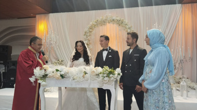 Gazeteci Zeynep Tarım, Erdem Arslan ile hayatını birleştirdi