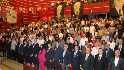 MHP Gebze’de coşkulu kongre