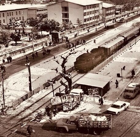 Eski ve yeni İzmit fotoğrafları! Bu fotoğraflar sizi tarihe götürecek - Resim: 24