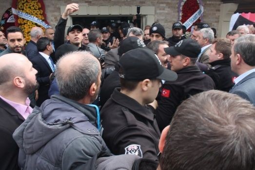 İYİ Parti'de gergin kongre... - Resim: 12