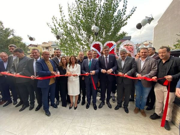 Kent protokolü bu açılışa akın etti! FIT ACTIV SAĞLIKLI YAŞAM MERKEZİ AÇILDI - Resim: 2