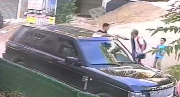 Kocaeli'de çocuklarının gözü önünde babaya tokat!