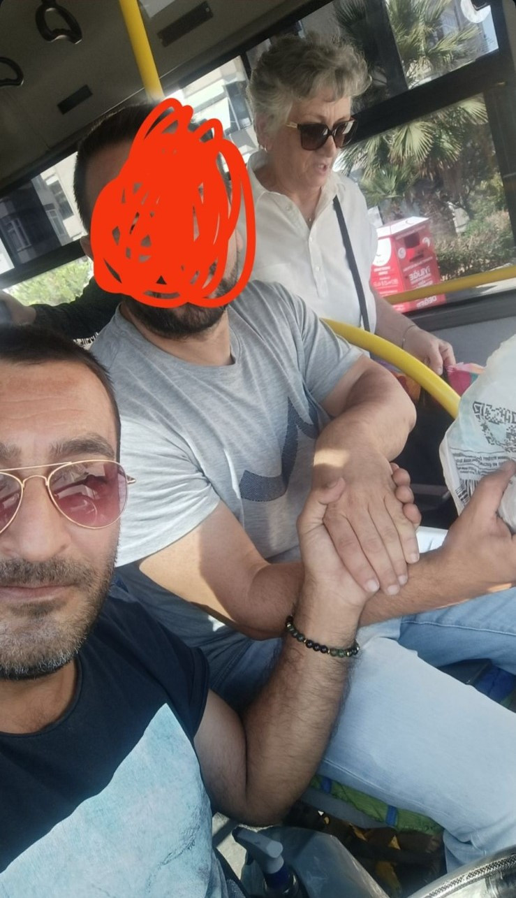 Kocaeli’deki şoför, şimdi de deste deste parayla gündem oldu!