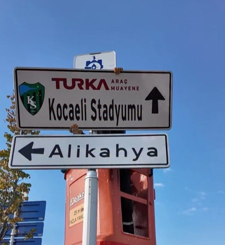 Kocaeli’de milli maç alarmı: Stadyum tabelaları baştan aşağı yenilendi