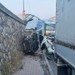 Korkulukları yıkan otomobilden burnu bile kanamadan çıktı